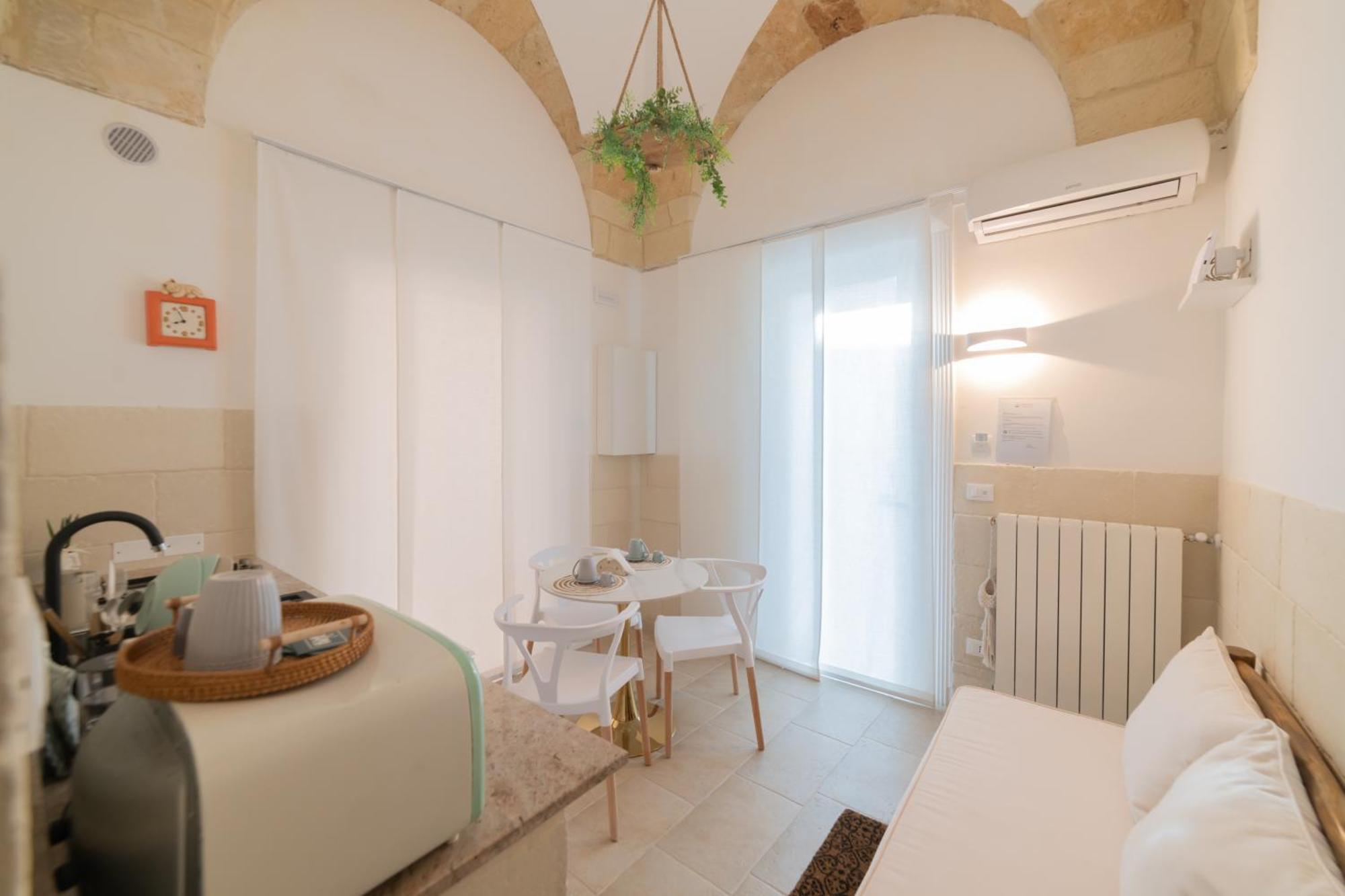 Fjore Di Lecce, & Caffe Apartment *
