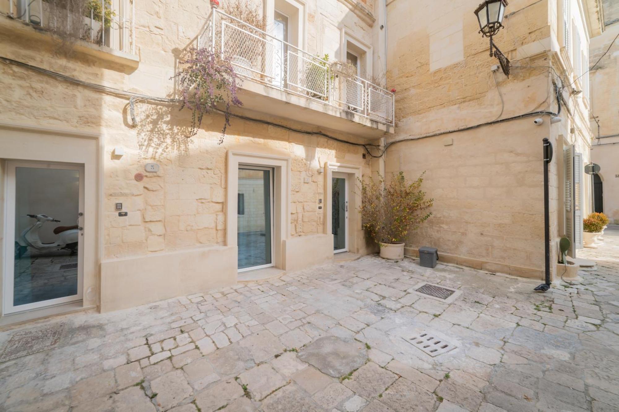 Apartment Fjore Di Lecce, & Caffe *