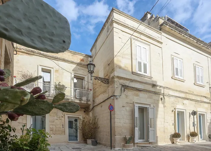 Fjore Di Lecce, Camere & Caffe